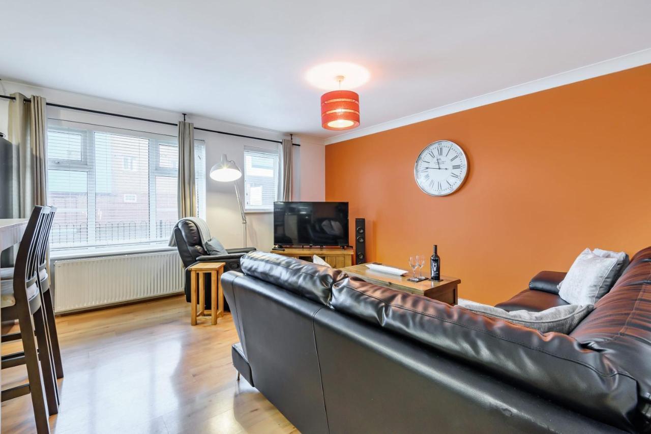 Stylish 2 Bedroom Apartment, Central Exeter, Parking On Site Экстерьер фото