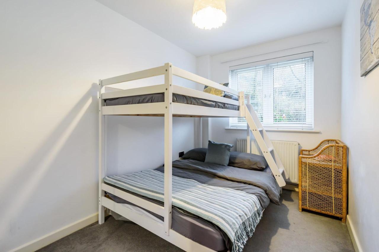 Stylish 2 Bedroom Apartment, Central Exeter, Parking On Site Экстерьер фото